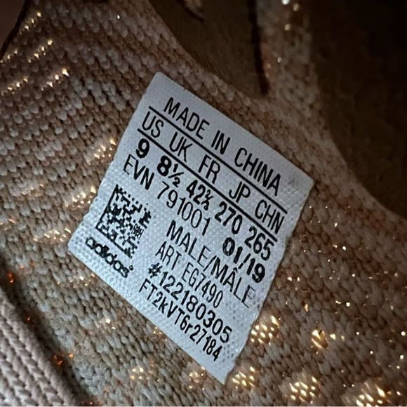 Adidas Yeezy Boost 350 V2 Clay - Picture 12 of 12
